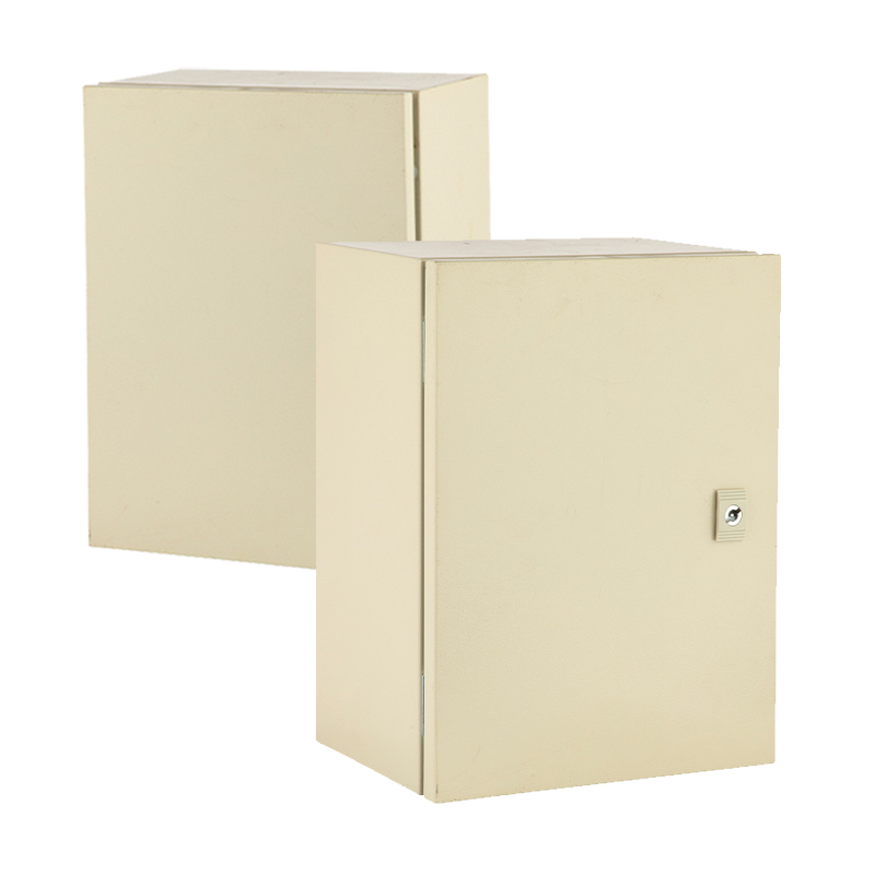 خزانة كهربائية خارجية مع باب قفل